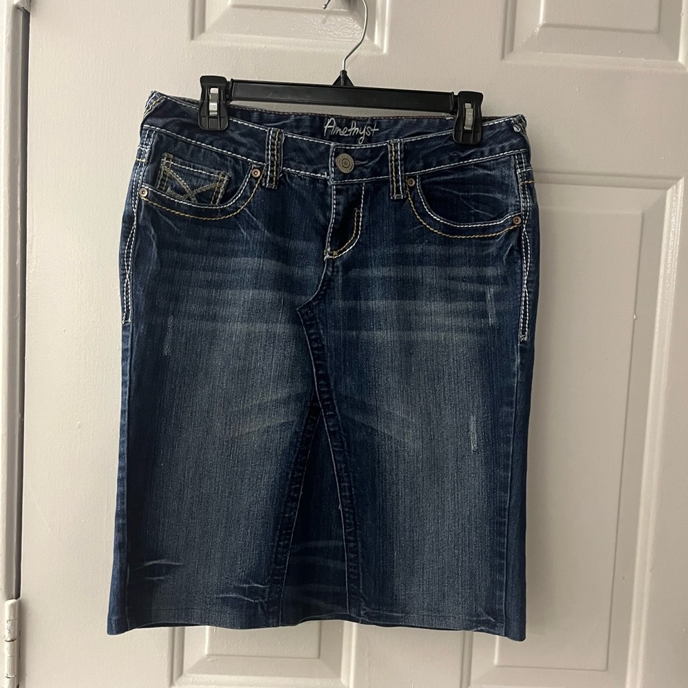 Amethyst Jeans Skirt Womens Size 9 Distressed Embellished Stretch Denim